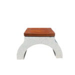 scaun mobilier urban alb din mozaic