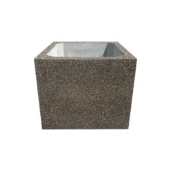 Jardiniera patrata din beton cu aspect de piatra naturala 140×140 cm x (h) 100 cm Ghivece si jardiniere stradale AXEprefabricate